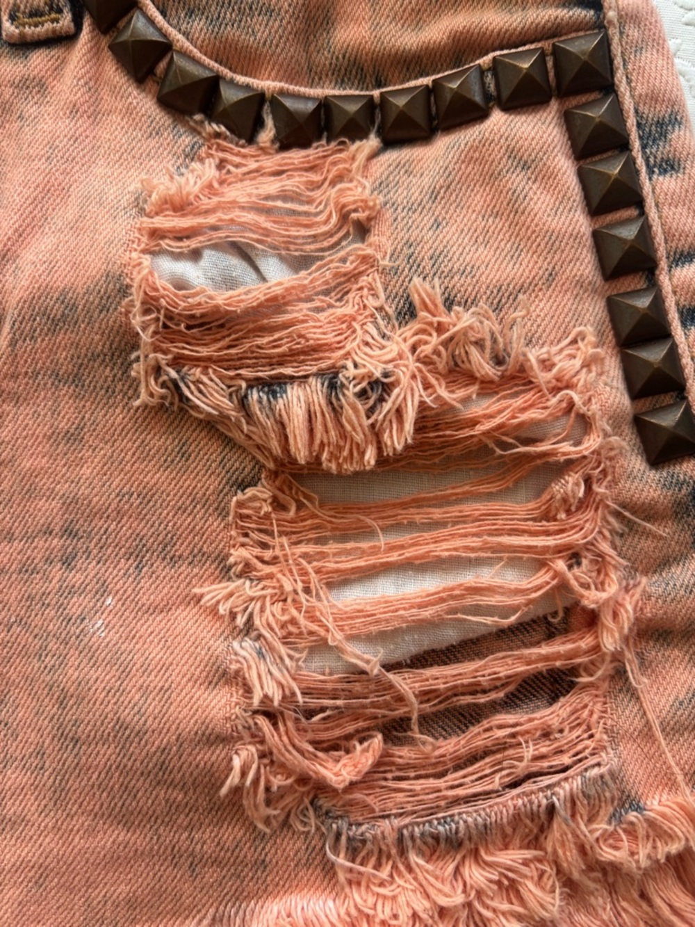 Vibrant M.I.U. Coral Distressed High-Rise Denim Shorts, Size Small - Picture 3 of 13